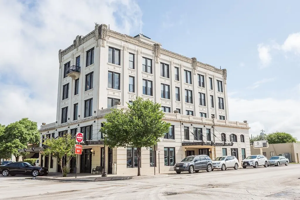 Park Plaza Hotel Seguin-1
